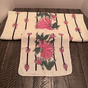 Dundee Vintage Bath Towel Wash Cloth Set White Pink Floral Bathroom Decor‎ New